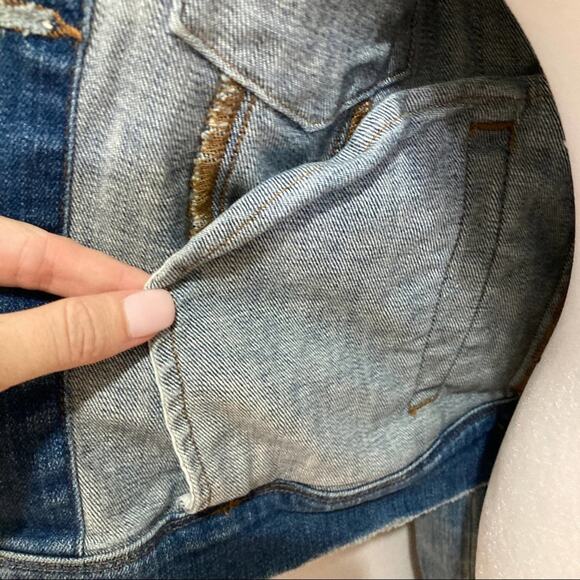 J Brand Harlow Jean Jacket size M Surface Blue Denim Whiskered - Picture 10 of 11